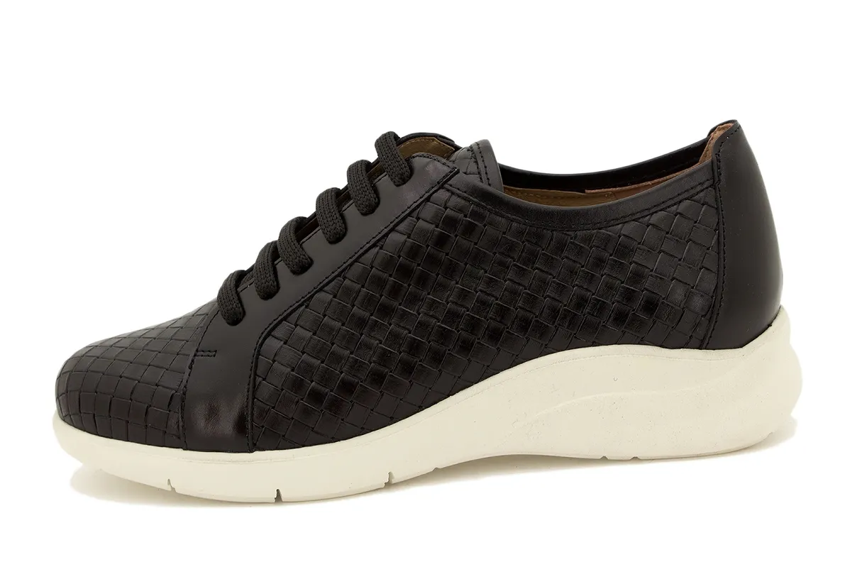 Black Leather Lace-up shoe