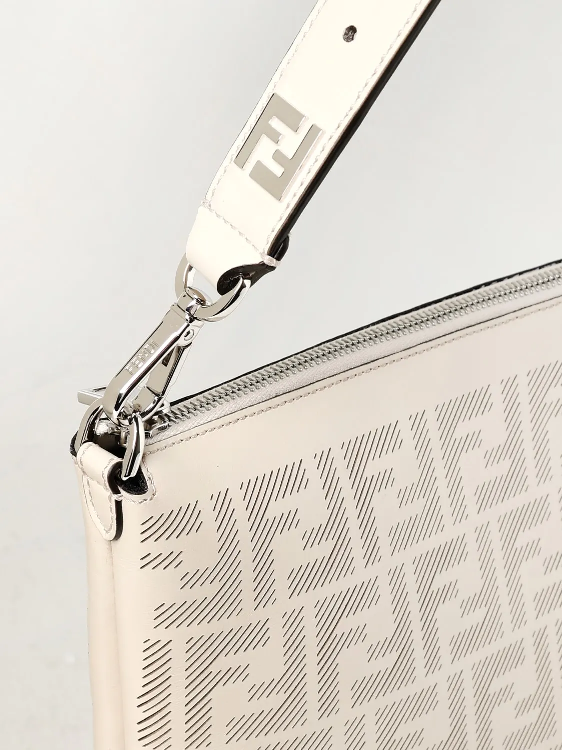 Bolsos hombre Fendi