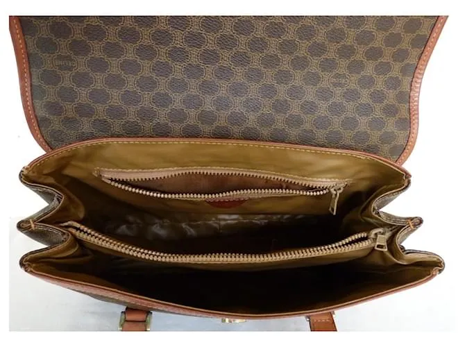 Céline Bolsos de mano Castaño 