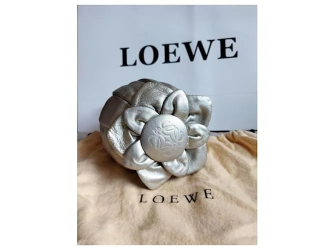 Loewe Bolsos de mano Plata 